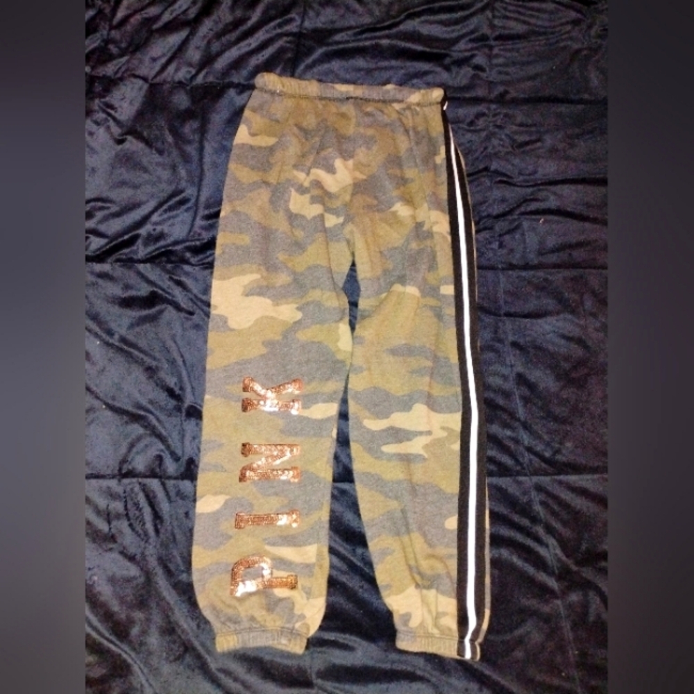 PINK camouflage women's joggers, comfy, size sm, gold Sequin 'Pink' logo